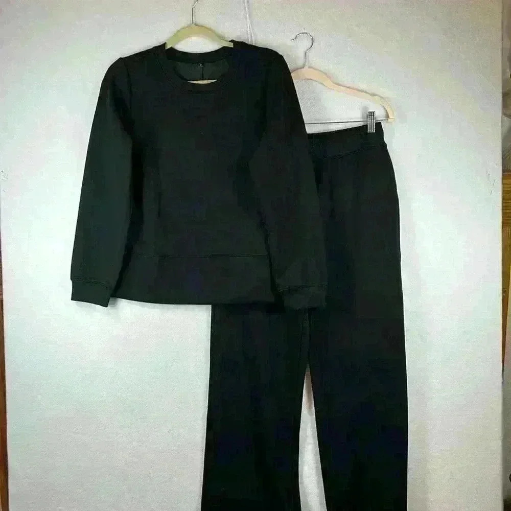 2-Piece Loungewear Women’s Size S Black Rayon/Polyester Blend